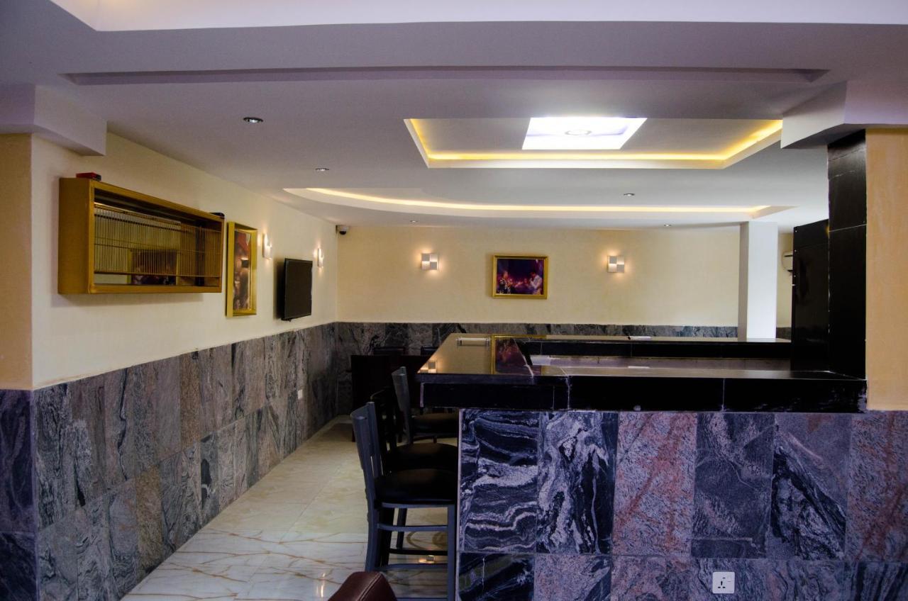 Residency Hotel Area11 Garki อาบูจา ภายนอก รูปภาพ