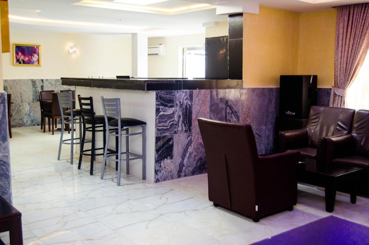 Residency Hotel Area11 Garki อาบูจา ภายนอก รูปภาพ