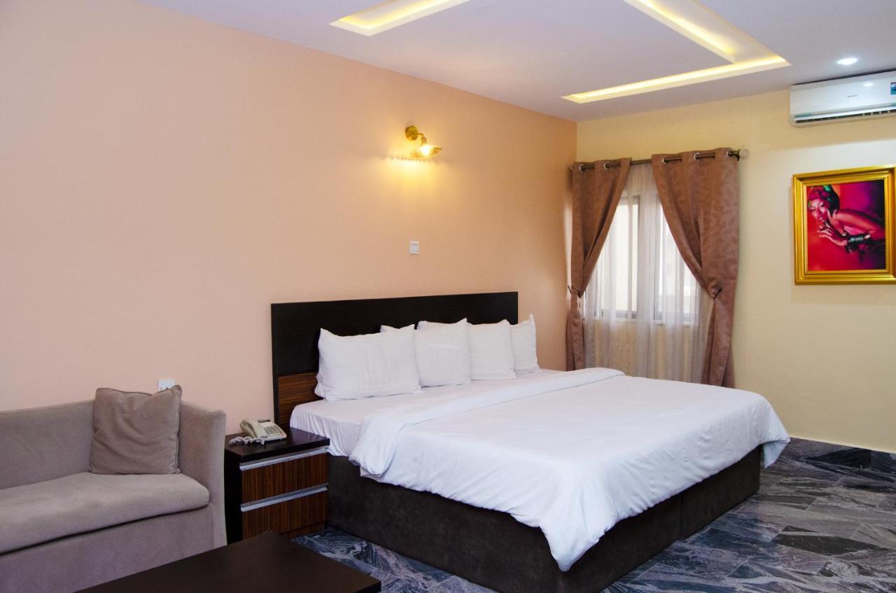 Residency Hotel Area11 Garki อาบูจา ภายนอก รูปภาพ